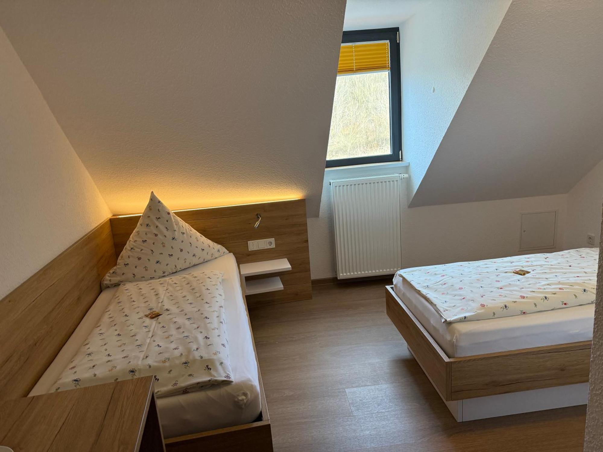 Hotel Zum Klosterfischer Blankenburg  Habitación foto